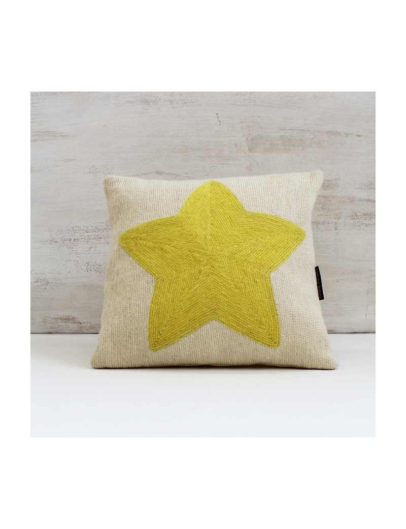 coussin jaune ETOILE coussin jaune ETOILE